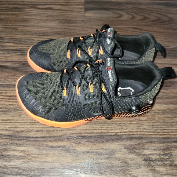 Reebok crossfit Pump sneakers size 8. Preowned good condition, took picture from - Picture 2 of 8